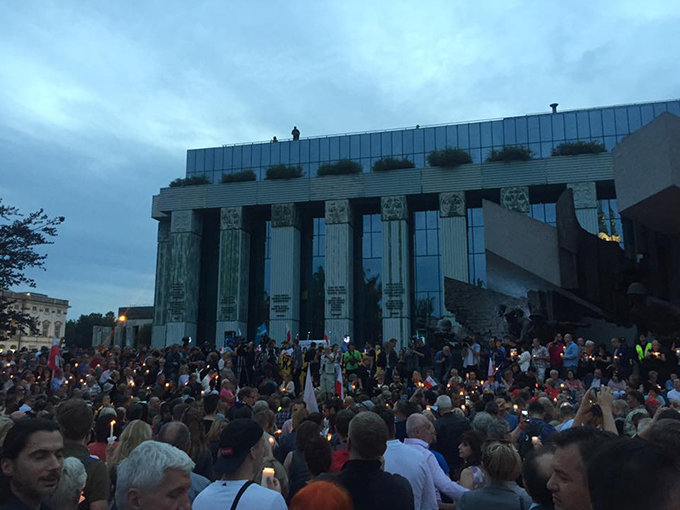 6 konstytucja sad najwyzszy ustawa SN wolne sady weto demokracja