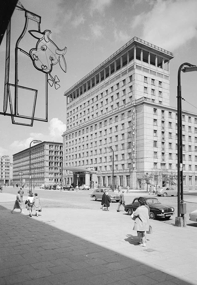 Grand Hotel lata 60 NAC