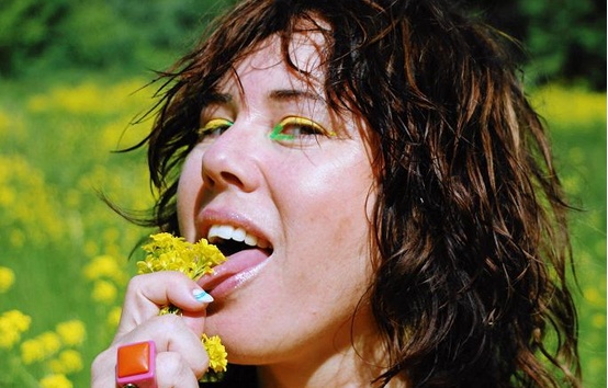 AGNIESZKA SZPILA: NOWA MIŁOŚĆ TO OŚMIORNICA Z TYSIĄCAMI MACEK